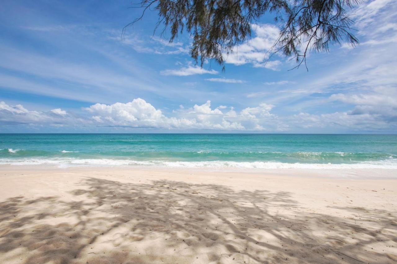 Luxury Oceanfront_pool access apartment Mai Khao Extérieur photo