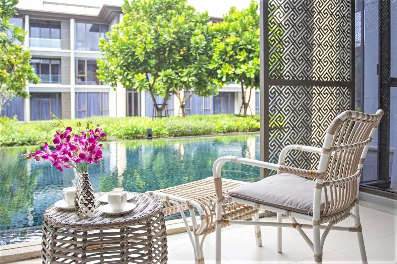 Luxury Oceanfront_pool access apartment Mai Khao Extérieur photo